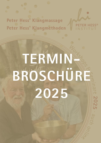 Terminbroschuere_2025_Titel_Hover
